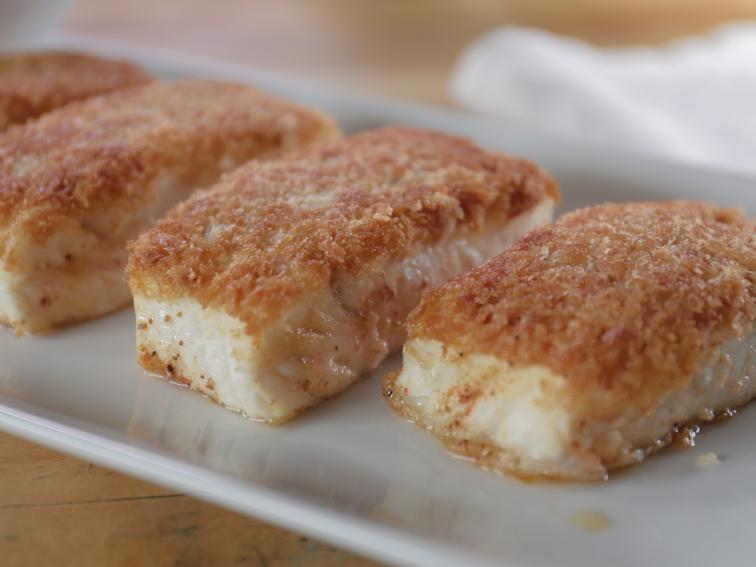 PanSeared Crispy Halibut with Homemade Tartar Sauce Recipe Kelsey