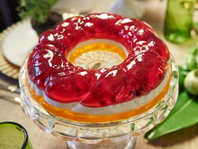 Host Tori Spelling and Dean McDermott's dish, Cranberry, Vanilla Bean and Orange Gelatina, for their Thanksgiving dinner party, as seen on Cooking Channel’s Tori & Dean Specials, Tori & Dean’s Family Thanksgiving.