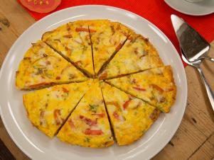 CCNKN101_Cheezy-Chorizo-frittata-recipe_s4x3