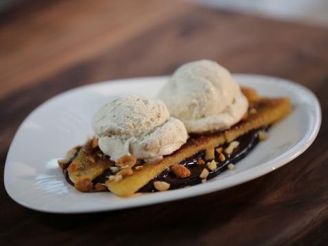 Caramelized Banana Split Sundae