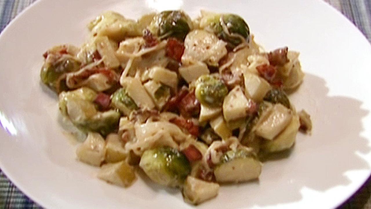 Bacon-Cheese Brussels Sprouts