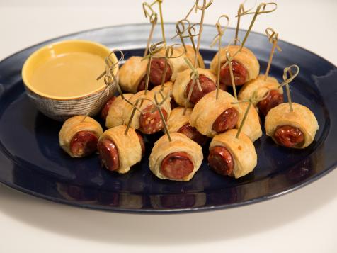 Pigs-in-a-Blanket with Honey-Mustard Dipping Sauce