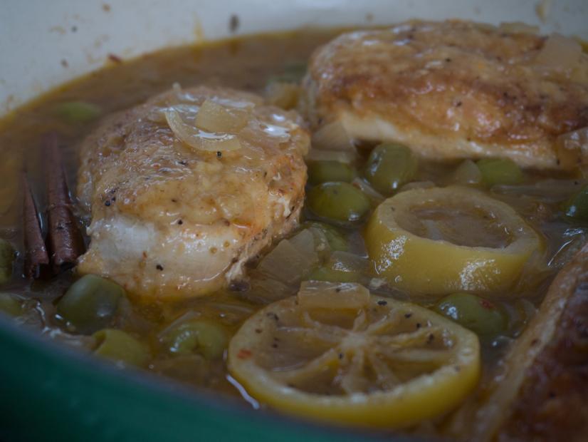 An amazing Morrocan chicken dish with the added flair of preserved lemons prepared by Host Haylie Duff as seen on the Cooking Channel's Real Girl's Kitchen, Season 2.