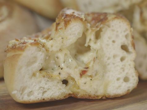 Hot Rosemary Cheese Bread