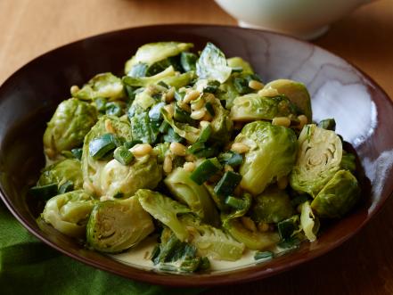 https://cook.fnr.sndimg.com/content/dam/images/cook/fullset/2015/8/10/0/VM0307_chile-cream-brussels-sprouts_s4x3.jpg.rend.hgtvcom.441.331.suffix/1439231926584.jpeg