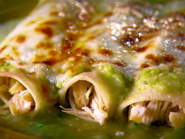 green chicken enchiladas