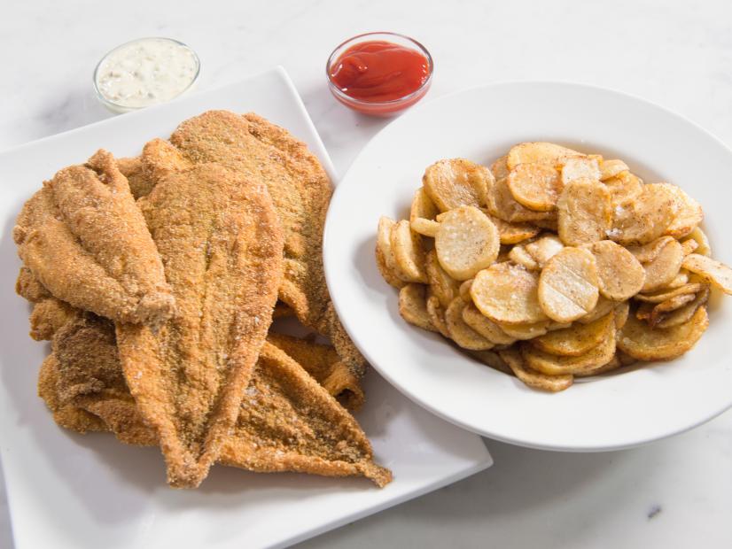 Patti LaBelle's fish and chips dish, as seen on Cooking Channel’s Patti LaBelle's Place, Season 1.