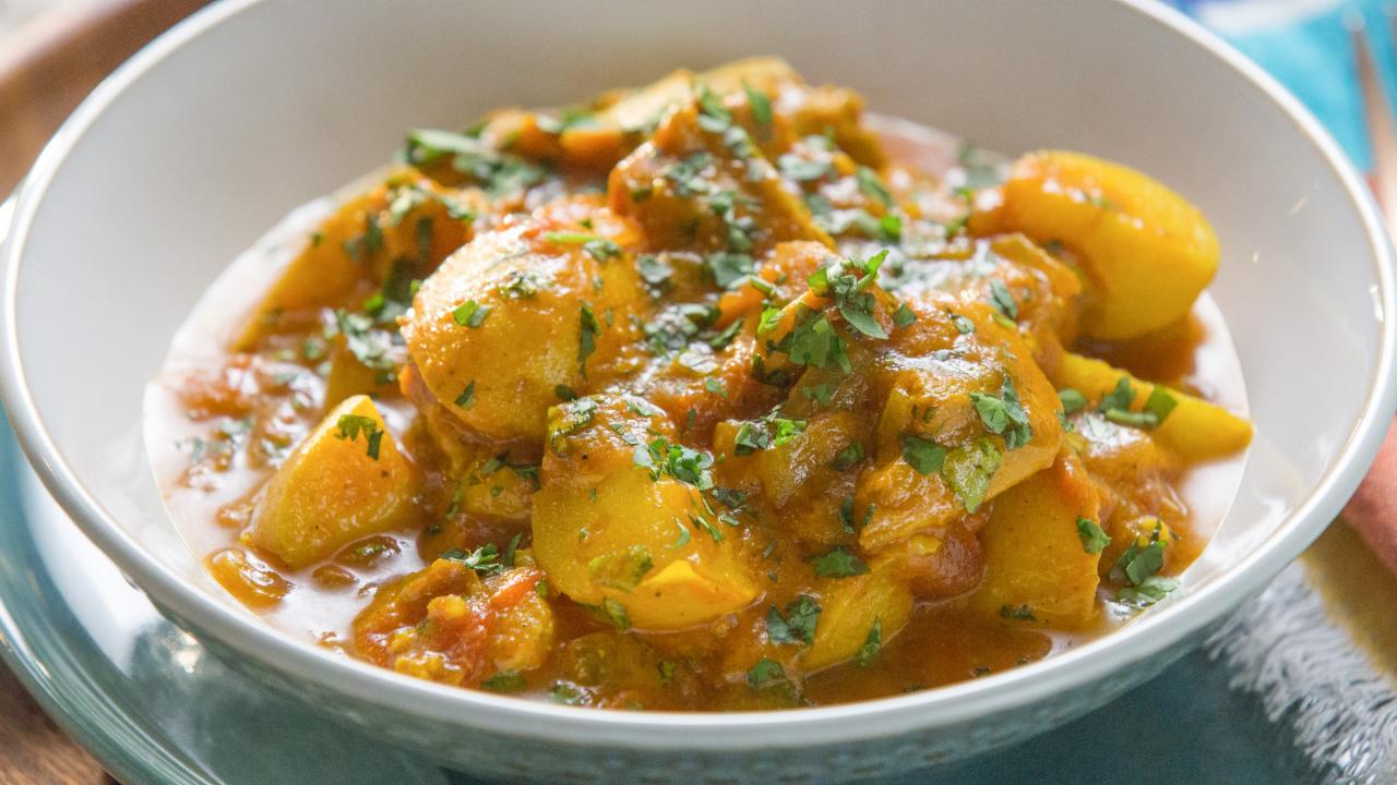 Chicken Curry With Potatoes