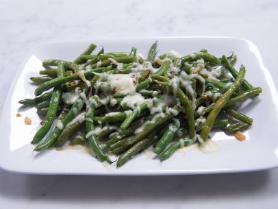 Patti LaBelle's string beans with mozzarella dish, as seen on Cooking Channel’s Patti LaBelle's Place, Season 1.