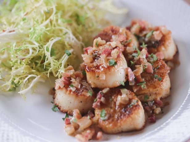 Scallops With Pancetta Recipe Laura Vitale Cooking Channel Scallops With Pancetta Recipe Laura Vitale Cooking Channel