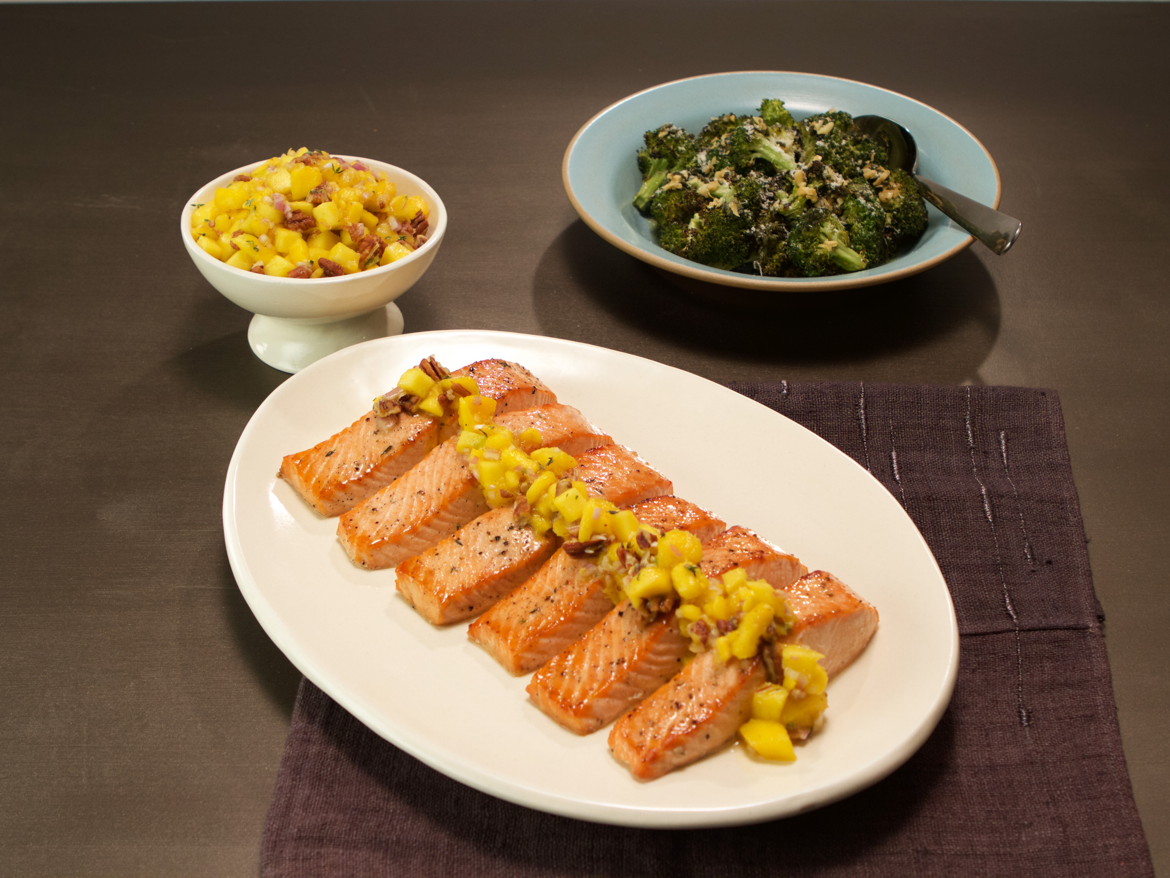 maple glazed salmon with mango and cucumber salad