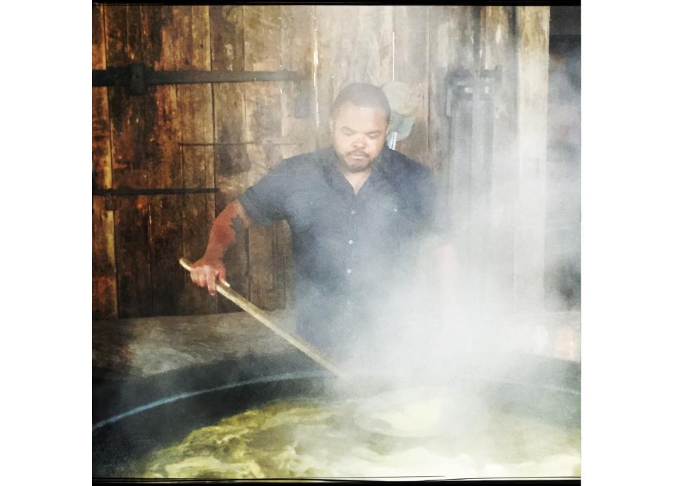 Cooking Channel's 'Man Fire Food' opens Season 7 in ...