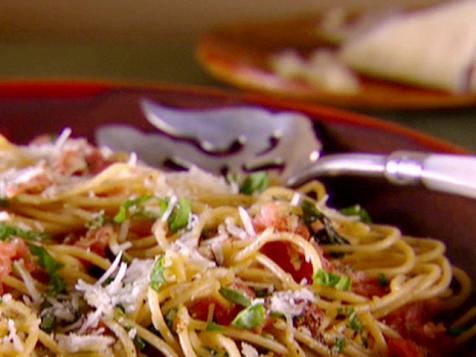 Pecorino-Prosciutto Spaghetti