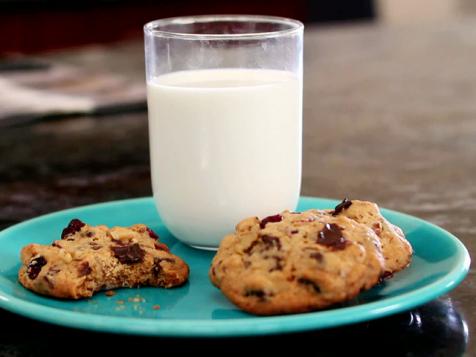 How-To: Chocolate Chip Cookies