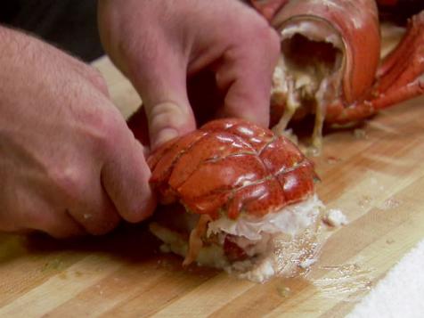 How to Crack Lobster and Crab
