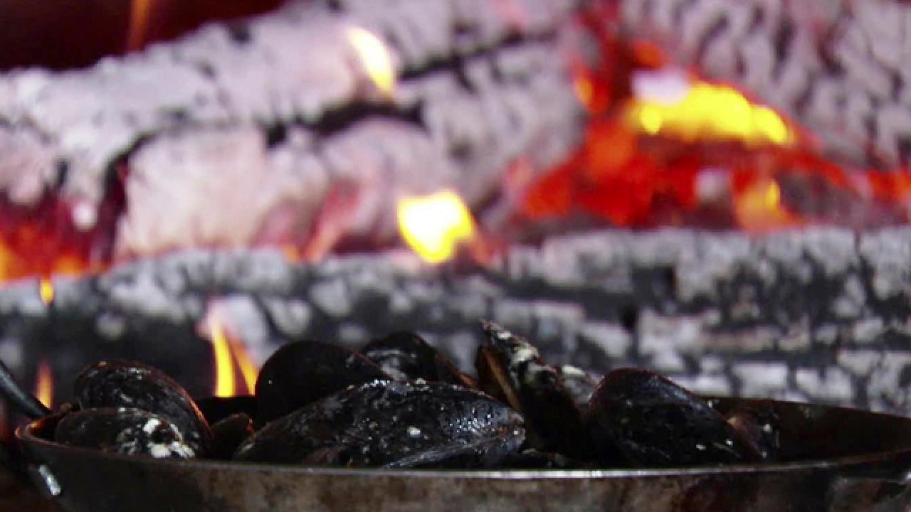 Wood-Roasted Mussels in Maine