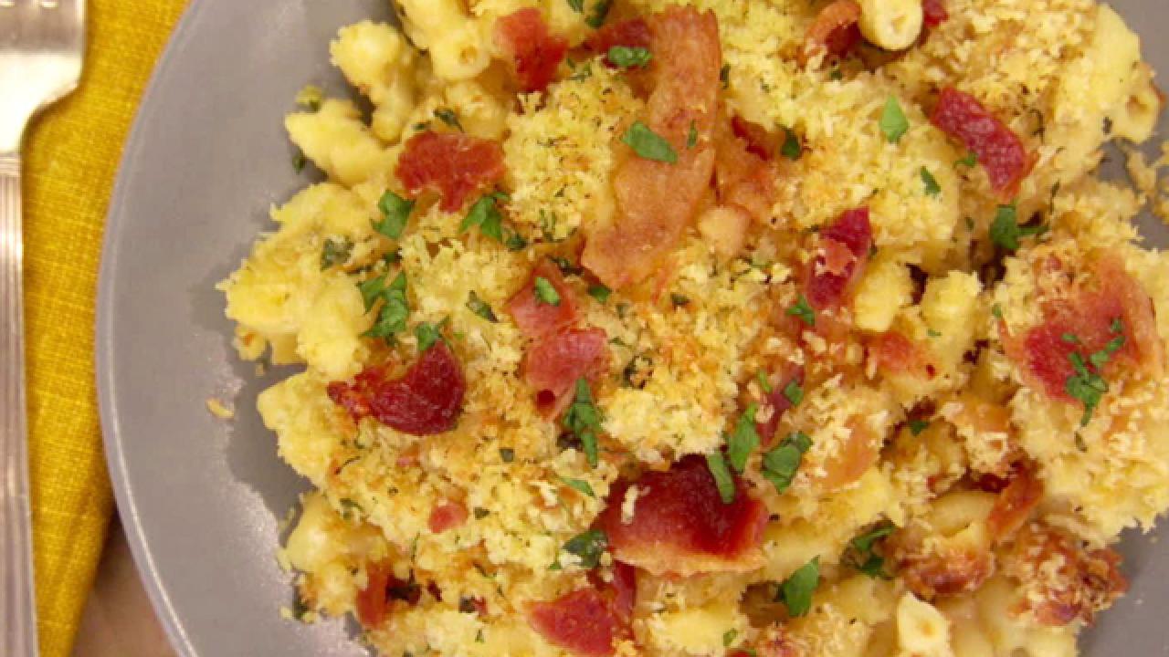Skillet Bacon Mac and Cheese