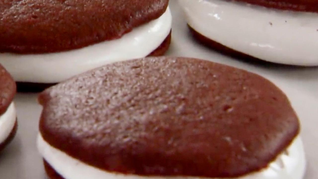 Old-Fashioned Whoopie Pies