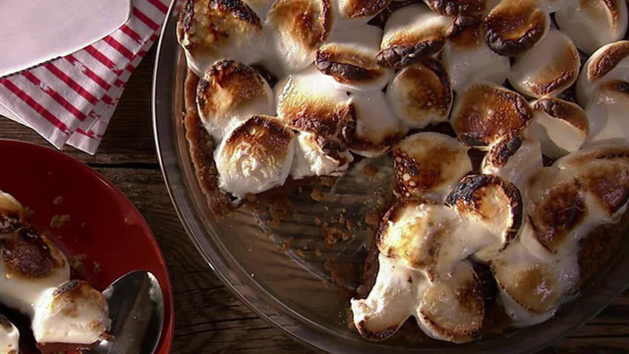 Kelsey's S'Mores Pudding Pie
