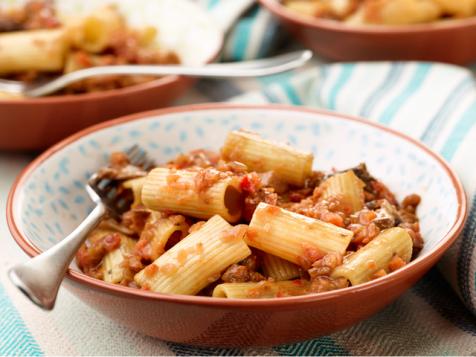 Pasta With Vegetable Bolognese