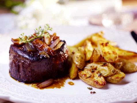 Steak with Roasted Shallots