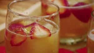 Bourbon Strawberry Lemonade