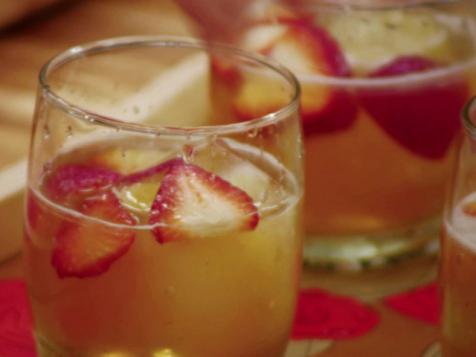 Bourbon Strawberry Lemonade