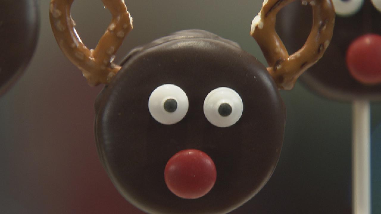 Ro's Reindeer Cookie Pops