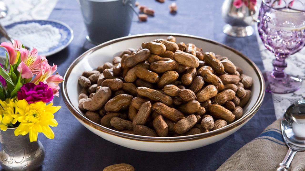 Tiffani's Boiled Peanuts