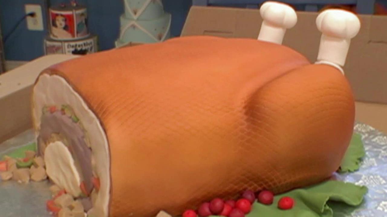 Top 5 Craziest Holiday Cakes