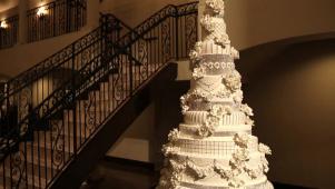 Top 5 Coolest Wedding Cakes