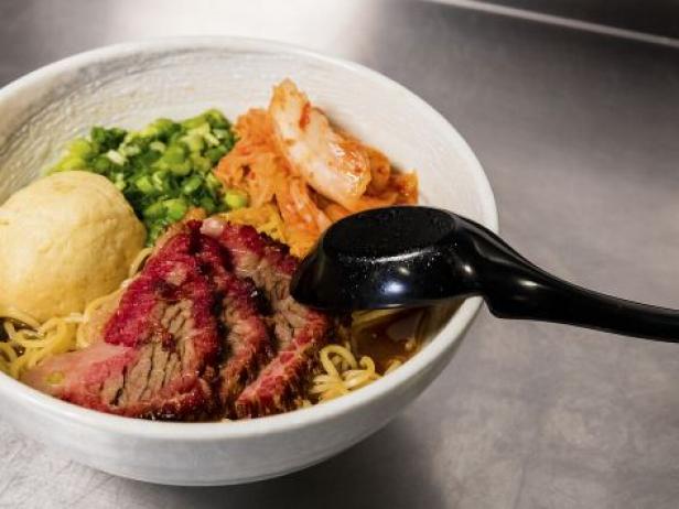 Memphis' best restaurants for meals under $15: The tastiest tacos, burgers, BBQ & more