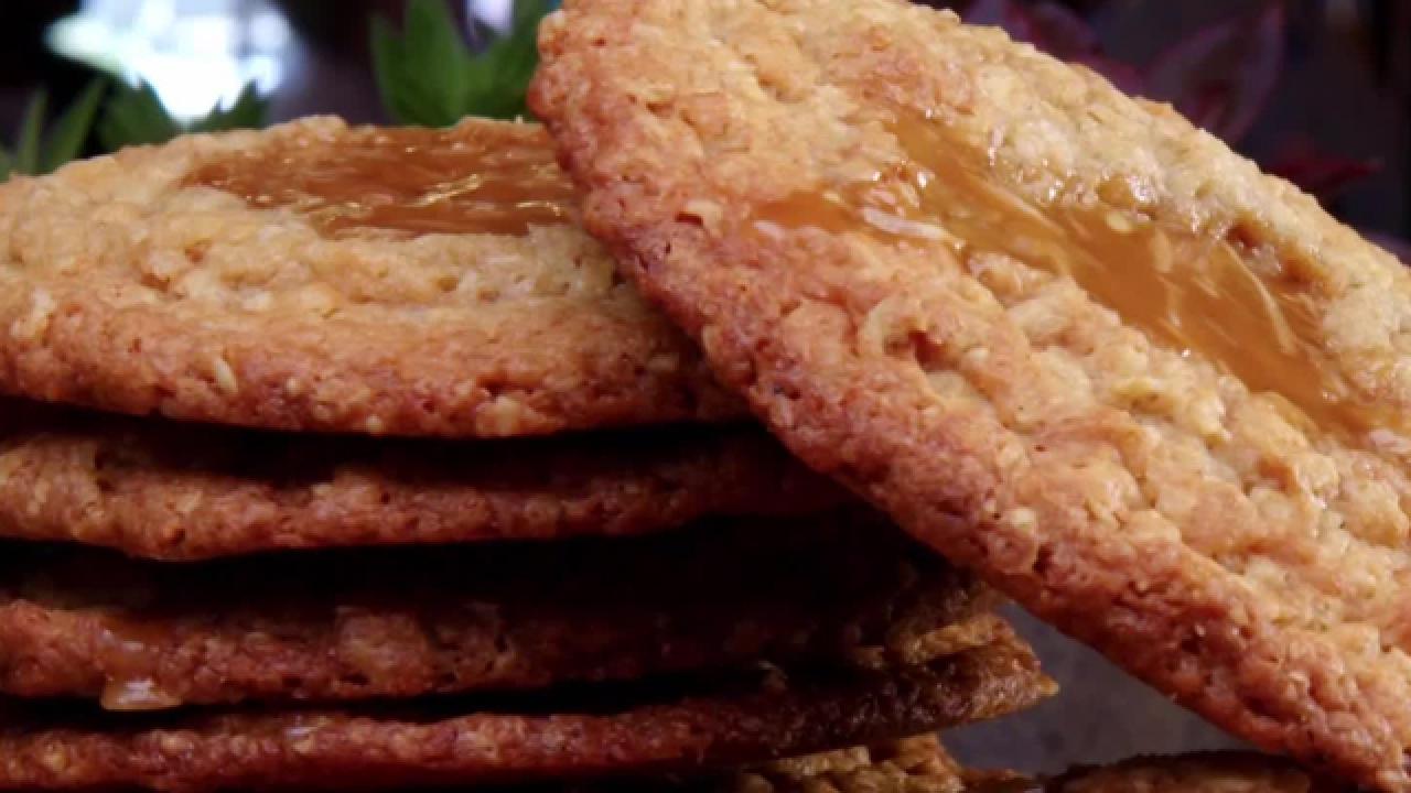 The Best Oatmeal Toffee Cookie